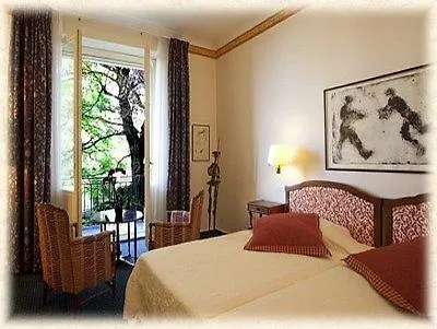 Ξενοδοχείο Victoria 4*